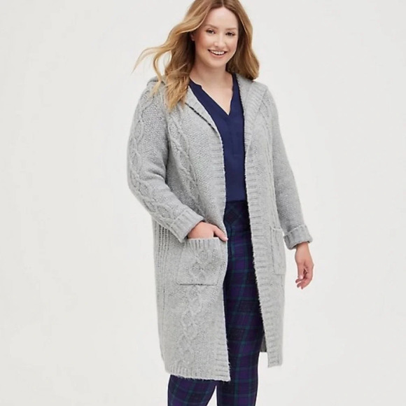 TORRID CABLE HOODED GREY CARDIGAN DUSTER - Picture 3 of 8